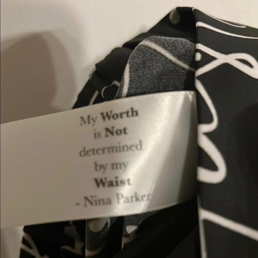 Black and White Abstract Wide Leg Pants 1/2 off expires at 12Am - Picture 2 of 7